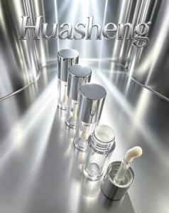 Round empty lip glaze tube with metal applicator plastic lipgloss tube #1215