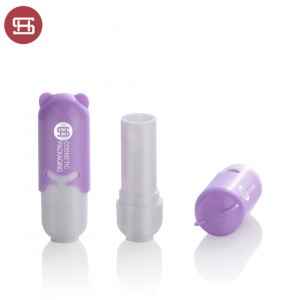 OEM venta barata caliente del maquillaje al por mayor cuidado de los labios lindo PP personalizada tubo de protector labial vacío